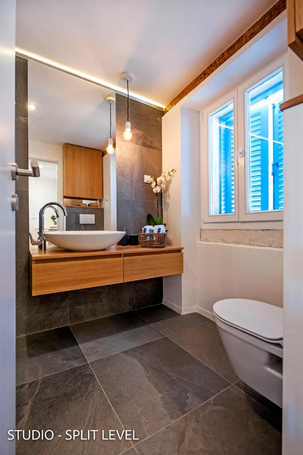 Porta Azzurra Apartments 로비니 외부 사진